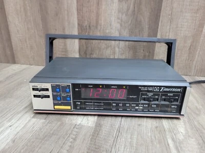 Vintage Emerson RK5000 Under Cabinet Mount AM/FM Clock Radio AC Outlet, Works! - Image 1 of 4