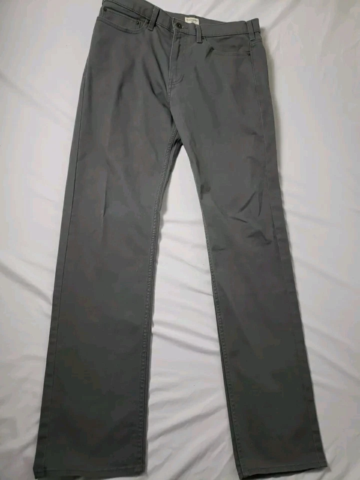 LEVI STRAUSS & CO DOCKERS MEN'S GRAY STRAIGHT FIT 5 POCKET 98 % COTTON 34W 34L - Image 1 of 4
