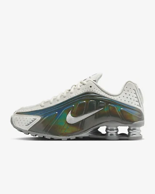 Nike Shox R4 Donna Scarpe Sportive IN Summit Bianco/Ortensie/Metallico Argento - Immagine 1 di 4