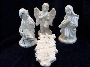 PRESEPE vintage ceramica bianca Maria Giuseppe Gesù angelo iridescente Natale NATIVITÀ - Foto 1 di 10
