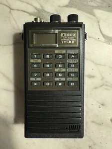 ICOM Air Band Transceiver IC-2A + Akkupack IC-CM7 - Bild 1 von 12