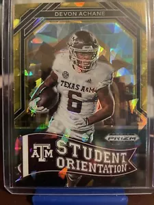 2023 Prizm Draft Devon Achane Yellow Cracked Ice Student Orientation Rookie - Picture 1 of 3