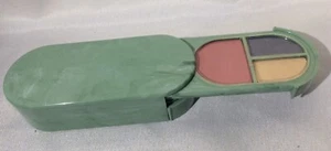 Clinique Color Slides Trio Compact Blush And Eyeshadows - Picture 1 of 4