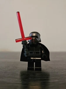 LEGO Star Wars Minifigure sw1061 Supreme Leader Kylo Ren (Cape) from 75256 - Picture 1 of 2
