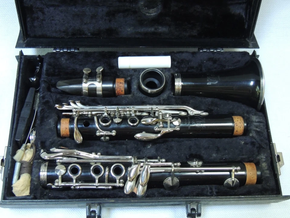 Bb Clarinete Le Blanc OUTFIT🎵 VITO 7214 Número de Serie C21260 Boquilla y Estuche Foto 1 de 4