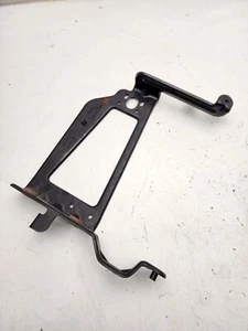 2017-2019 AUDI Q7 3.0L RIGHT AUXILIARY RADIATOR SUPPORT MOUNT BRACKET 4M0121262Q - Picture 1 of 3