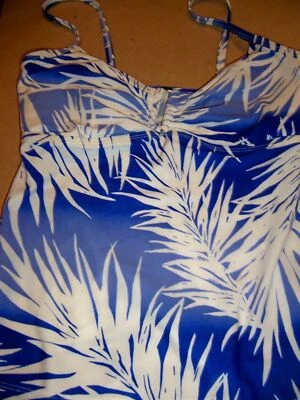 NUEVO CON ETIQUETAS JACLYN SMITH Traje de Baño Top Diseño Azul/Blanco Correa de Espagueti - TALLA 8 Foto 1 de 2