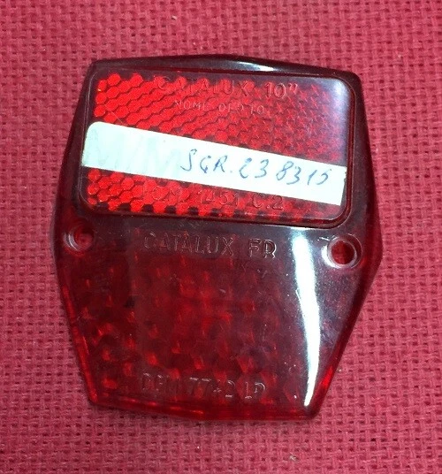 TRASPARENTE POSTERIORE CICLOMOTORE - Immagine 1 di 1