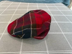 Barbour Flat Cap Mens Classic Wool Tartan Newsboy Plaid Size 7 & 1/4 Large - Picture 1 of 6