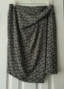Jones New York Falda Talla 8 Imitación Envoltura Dobladillo Asimétrico Verde Negro Estampado Forrado - Imagen 1 de 9