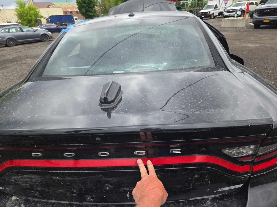 Trunk/decklid/hatch/tailgate DODGE CHARGER 15 16 17 18 19 20 21 22 23 Foto 1 de 4