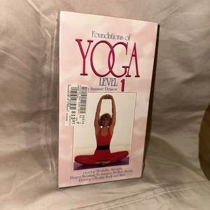 Foundations Of Yoga: Level 1 (VHS, 1994) - Bild 1 von 3