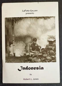 art postcard OS Robert L. Jones Indonesia photography 2000 exhibition invitation - Picture 1 of 2