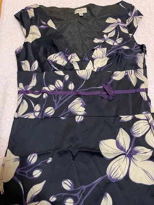 Vestido justo Karen Millen England midi com cintura estilo Obi - Imagem 1 de 4