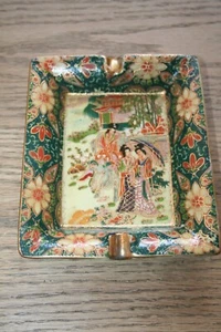 Royal Satsuma Chinese Porcelain Ashtray Made in China - Picture 1 of 2
