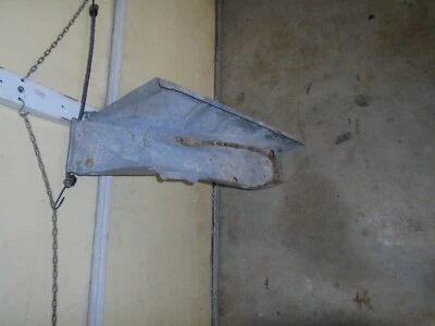 1974 chevrolet caprice impala pass trunk filler panel nos gm rh 9618512 - Image 1 of 4