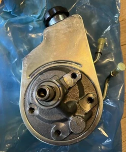 AC DELCO GM power Steering Pump 20756715 / 20756715T3D. - Picture 1 of 6
