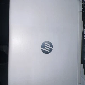 HP pavilion i3 laptop 15.6 screen 500gb hard drive intel core i3 - Picture 1 of 5