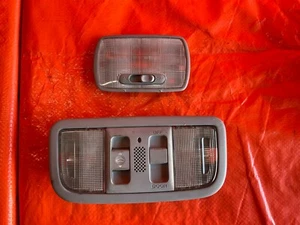 06-07 HONDA CIVIC - SOLO MODELO SI CUPÉ - JUEGO DE LUCES DE LECTURA DE MAPA DOMO - OEM - Imagen 1 de 8