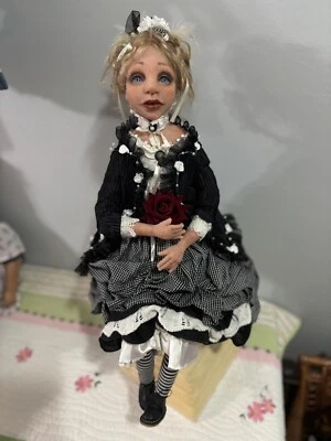 Уникальная художественная кукла «МИСС ЛЕБЕДЬ» — RUSTYDOLLS от TAINA LATVALA - Изображение 1 из 4