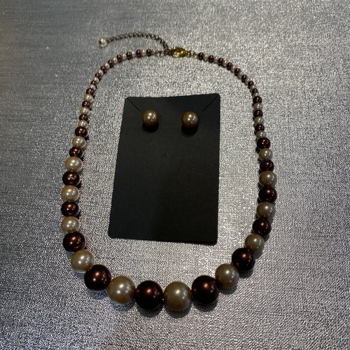 OFF WHITE Collana e orecchini traforati vintage bianco sporco marrone perle finte SET 21”