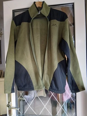 GAP JACKET SIZE MEDIUM USED - Image 1 of 3