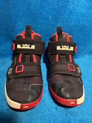 男孩 勒布朗 士兵 黑色 红色 尺码 青少年 5.5 5 1/2 1618 — 第 1/4 张图片