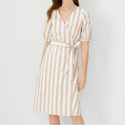 NUEVO Vestido Midi Ann Taylor Rayas Envolvente Cinturón Talla Mediana Whisky Crema Foto 1 de 4