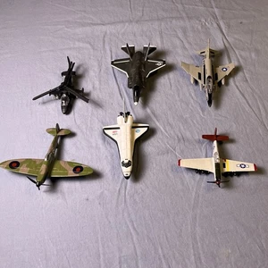 Maisto KA-52 Alligatore + aereo militare pressofuso senza marchio - lotto di 6 - Foto 1 di 19