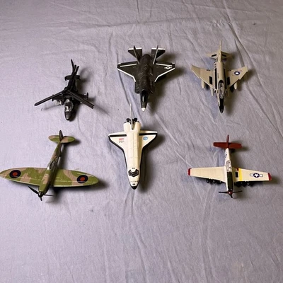 Maisto KA-52 cocodrilo + avión militar fundido a presión sin marca - Lote de 6 Foto 1 de 4