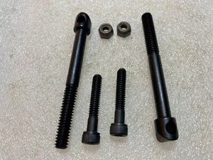 Harley 1929-52 DL RL WL Single 45 Battery Box Studs Parkerized 4411-41 66385-41 - Bild 1 von 3
