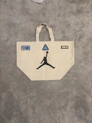 2025 LAS VEGAS COMPLEXCON EXCLUSIVE AIR JORDAN CUSTOM CANVAS TOTE BAG - Image 1 of 4