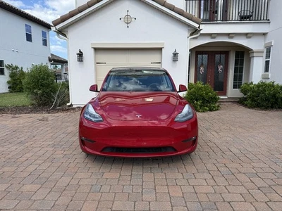 Tesla Model Y 2021  Foto 1 de 4
