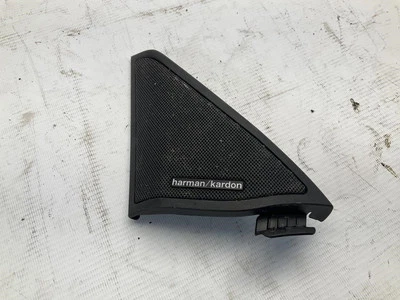 10-13 Mercedes-Benz E550 W212 Front Driver Left Trim Corner Cover w/ Tweeter B - Imagem 1 de 4