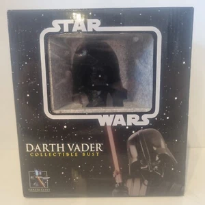 Star Wars Revenge of the Sith Darth Vader Gentle Giant Collectible bust - Picture 1 of 8