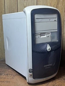 Vintage Compaq Presario 5000 Retro Computer Intel Celeron ME COA Serial Parallel - Afbeelding 1 van 3