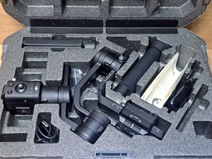 DJI Ronin-S Essentials Kit Three-Axis Motorized Gimbal Stabilizer Black - Picture 1 of 19