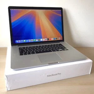 Apple Retina MacBook Pro - 15" Display - i7 2.3GHz - 256GB SSD - 8GB RAM - Boxed - Photo 1/21