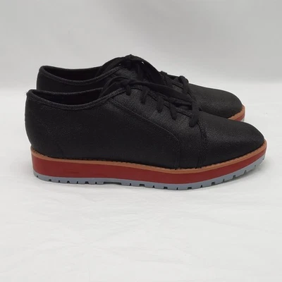 Zapatos Qupid para mujer talla 6 negros metálicos plataforma baja con cordones  Foto 1 de 4