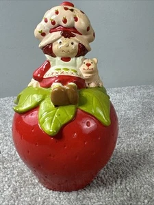 Vintage Strawberry Shortcake Bank 1980s Ceramic - Picture 1 of 8