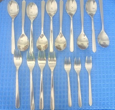 Lote de 17 cucharas horquillas de acero inoxidable Ikea Fornuft 223 32 Foto 1 de 4