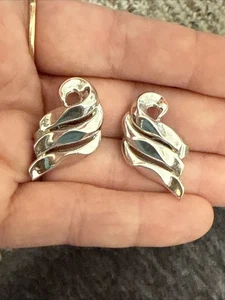 TRIFARI EARRINGS VINTAGE Jewelry Silver CLIP ON MCM Retro - Picture 1 of 3