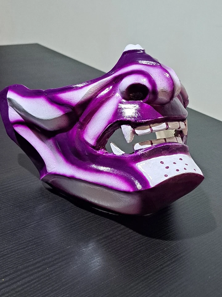 máscara cosplay (portátil) Foto 1 de 2