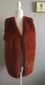 Liz Claiborne Faux Fur Vest Snuggle Women Color Rust Size Medium New With Tags - Picture 1 of 6