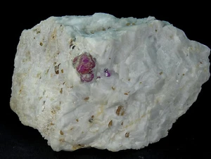 NATURAL RUBY-1450 CARATS HUNZA RUBY & CALCITE MINERAL FROM PAKISTAN, - Picture 1 of 4