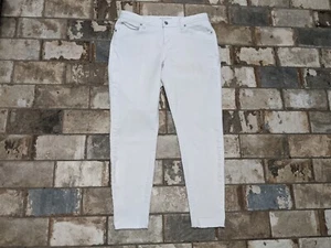 Jennifer Lopez Women's 6 Skinny Ankle White Pants - Picture 1 of 8