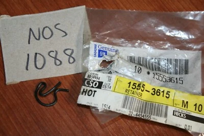 GM Auto Trans Selector Rod Clip C/K 10 20 30 V10 V20 V30 80-87 Suburban Blazer D - Image 1 of 3