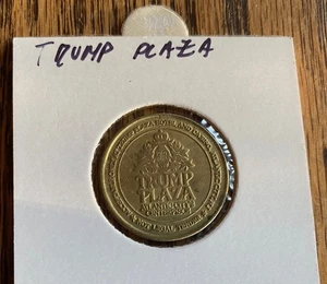 TRUMP PLAZA CASINO 10 CENT TOKEN - SCHÖNES DETAIL - NACHLASSFUND - Bild 1 von 2