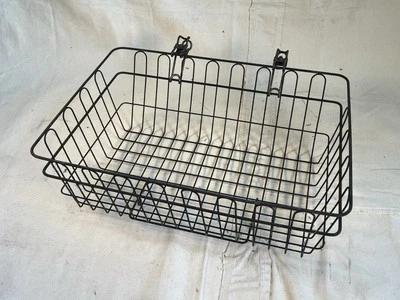 BICICLETA VINTAGE BICICLETA Rack Frontal METAL ALAMBRE ENTREGA CESTAS Decoración Colgante Pared Foto 1 de 4