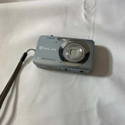 Casio Exilim 8.1 megapíxeles cámara digital repuestos tarjeta SD no funciona como está a la venta Foto 1 de 4